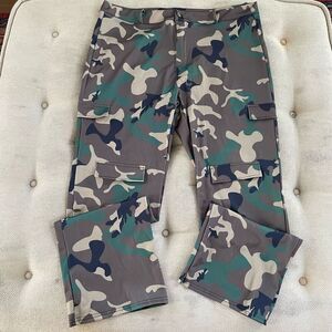 New NIP Chicme Green Camouflage Cargo Pants 3XL